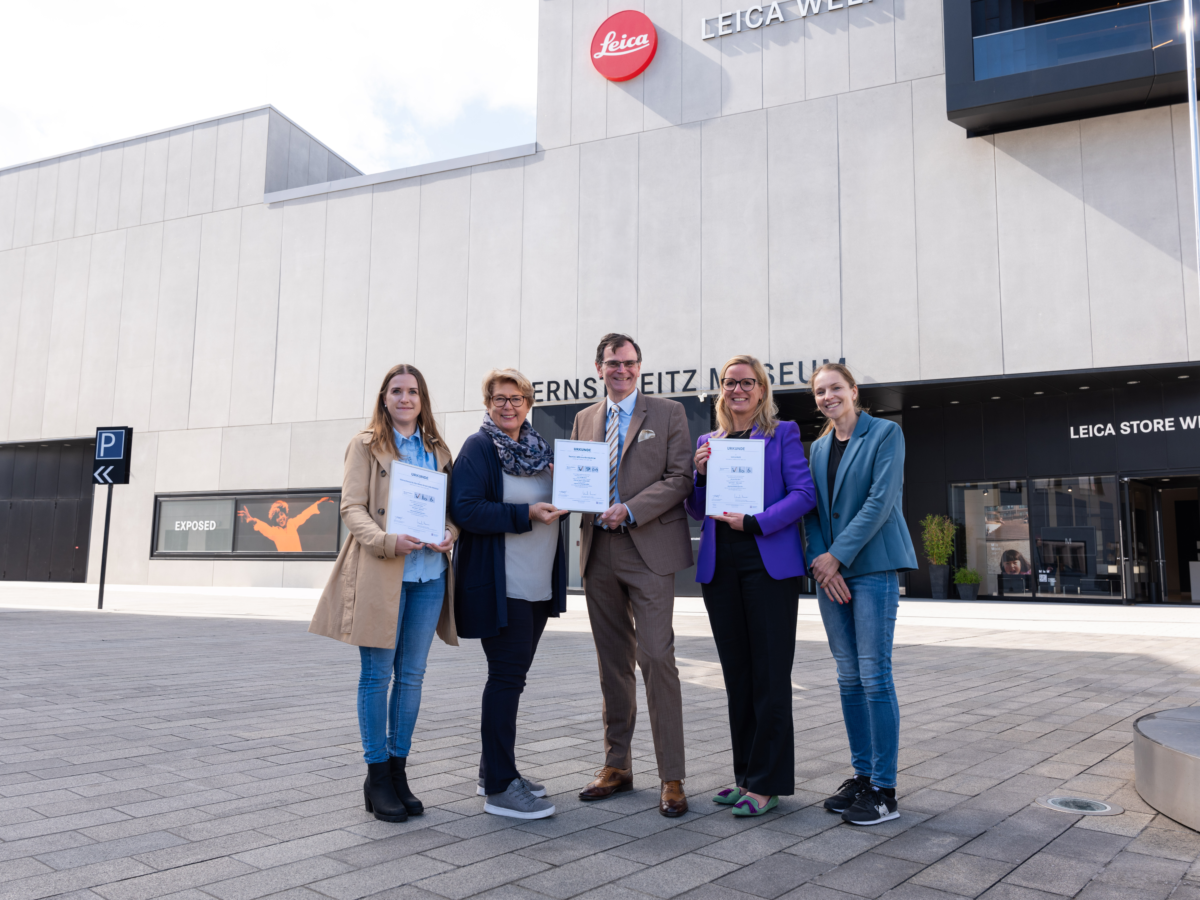 Leica Welt erhält „Reisen für Alle“-Zertifizierung
