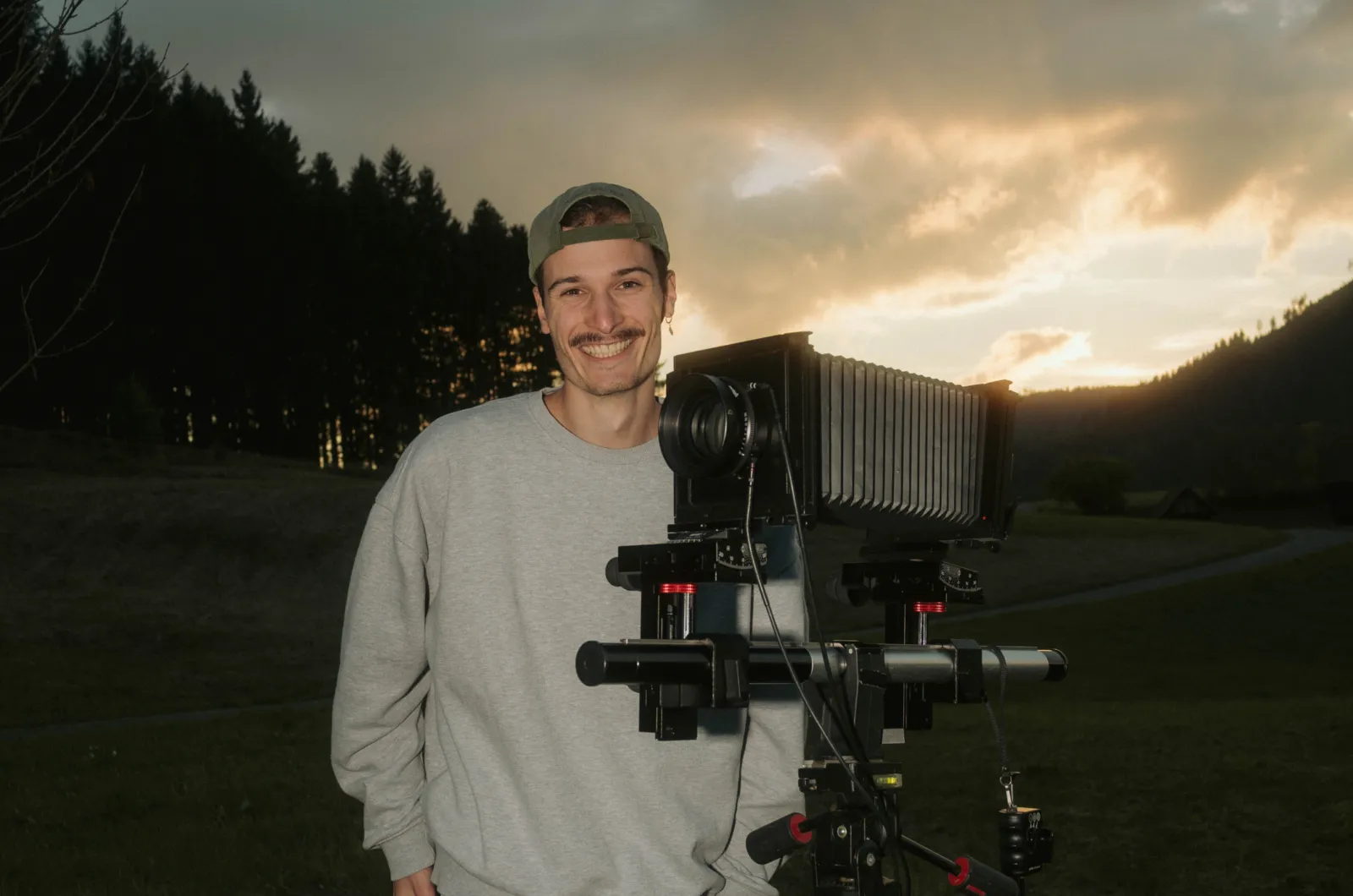 Künstlerische Nassplattenfotografie mit Luis Seybold in der Leica Welt